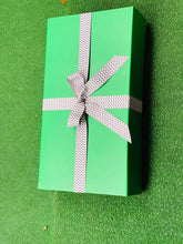 Load image into Gallery viewer, Magnetic Gift Box