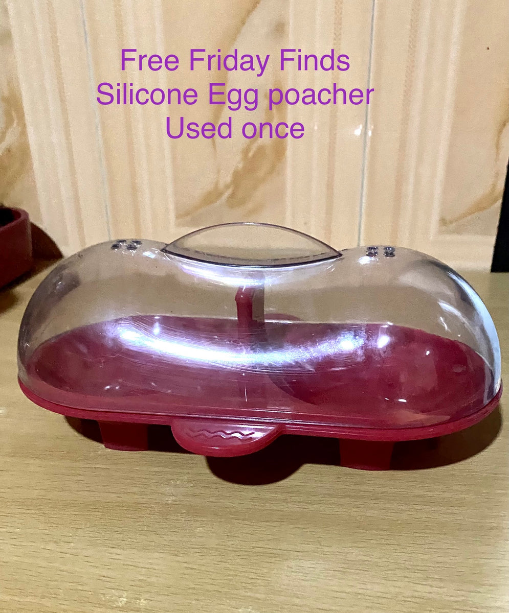 Silicone egg poacher The Box'd Company
