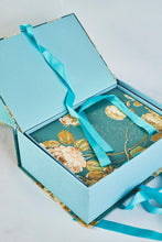 Load image into Gallery viewer, Alex gift box