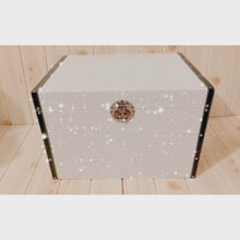 Load and play video in Gallery viewer, Sparkle chest
