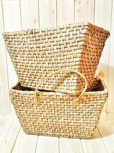 Load image into Gallery viewer, Woven basket
