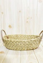 Load image into Gallery viewer, Wicker basket
