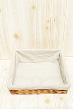 Load image into Gallery viewer, Hand woven wicker basket
