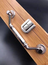 Load image into Gallery viewer, Oakwood box
