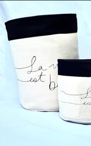 La Vie Est Belle Storage bin