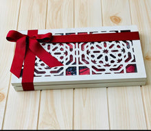 Load image into Gallery viewer, Laser Cur Box
