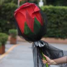 Load image into Gallery viewer, Giant rose
