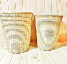 Load image into Gallery viewer, Woven basket

