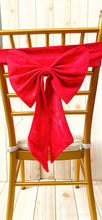 Load image into Gallery viewer, Red bow
