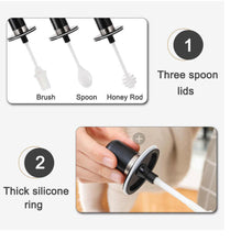 Load image into Gallery viewer, Glass seasoning bottle

