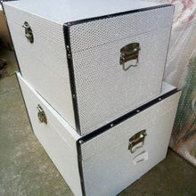 Load image into Gallery viewer, Sparkle chest
